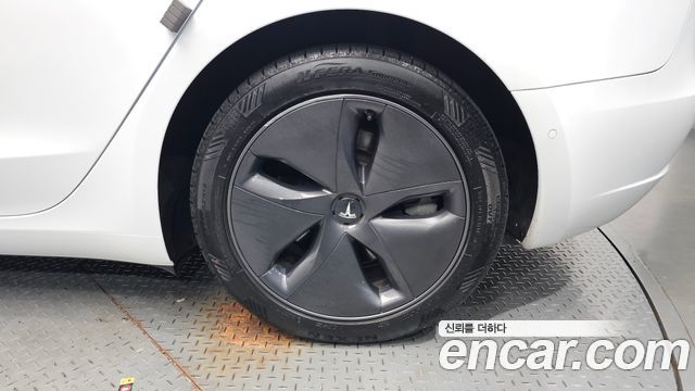 Tesla Model 3 Long Range AWD 2020 — фото 21