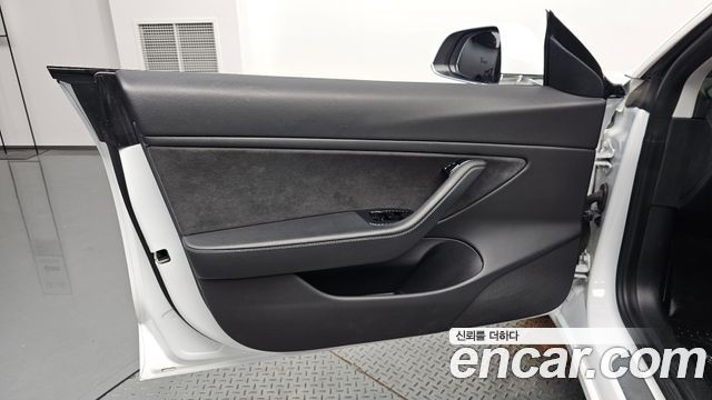Tesla Model 3 Long Range AWD 2020 — фото 24