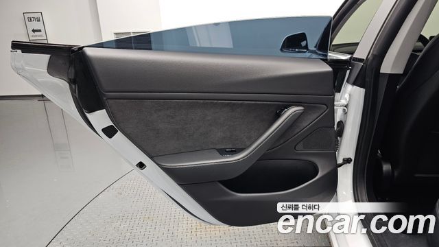 Tesla Model 3 Long Range AWD 2020 — фото 25