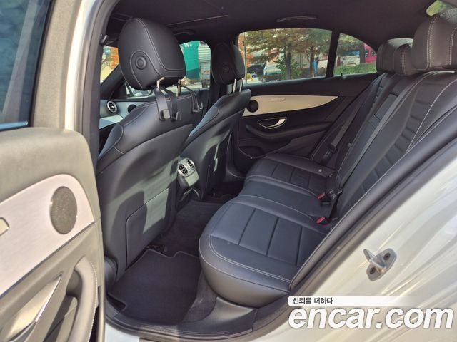 Mercedes-Benz E-Class (W213) E250 Avantgarde 2021 — фото 21