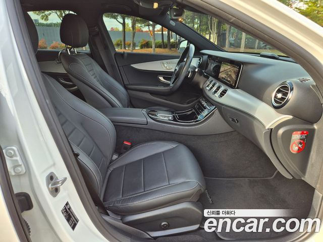 Mercedes-Benz E-Class (W213) E250 Avantgarde 2021 — фото 23
