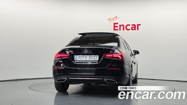 Mercedes-Benz A-Class (W177) A220 Sedan 2020 — фото 4