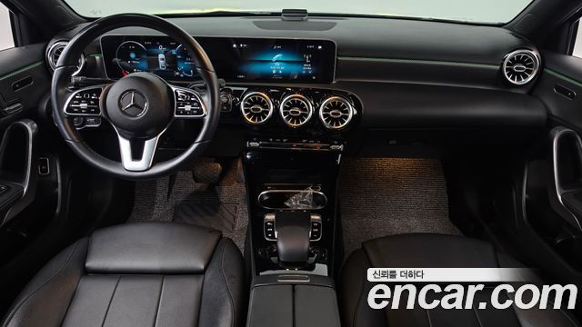 Mercedes-Benz A-Class (W177) A220 Sedan 2020 — фото 7