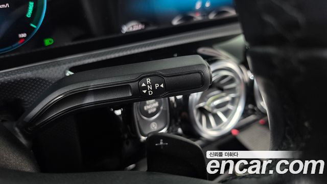 Mercedes-Benz A-Class (W177) A220 Sedan 2020 — фото 9