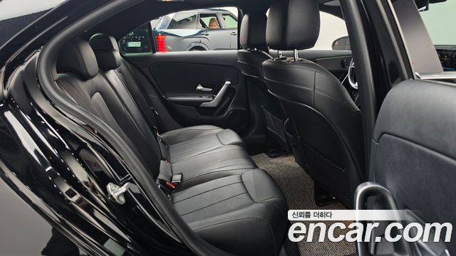 Mercedes-Benz A-Class (W177) A220 Sedan 2020 — фото 11