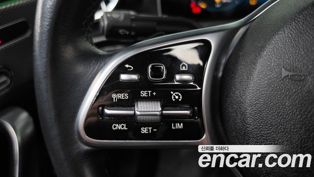 Mercedes-Benz A-Class (W177) A220 Sedan 2020 — фото 15