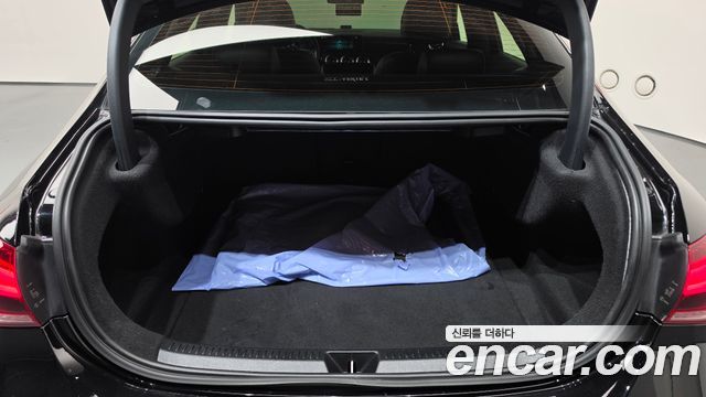 Mercedes-Benz A-Class (W177) A220 Sedan 2020 — фото 17