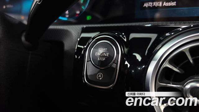 Mercedes-Benz A-Class (W177) A220 Sedan 2020 — фото 20