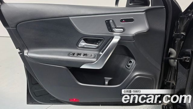 Mercedes-Benz A-Class (W177) A220 Sedan 2020 — фото 24