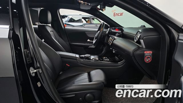 Mercedes-Benz A-Class (W177) A220 Sedan 2020 — фото 26