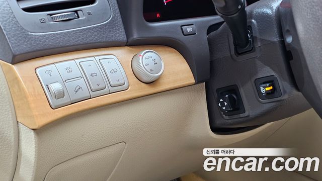 Kia Mohave 4WD KV 300 2012 — фото 20