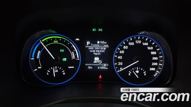 Hyundai Kona Hybrid Premium Special 2020 — фото 8