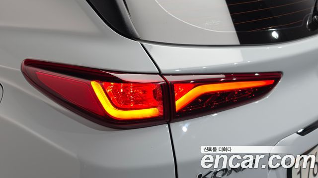 Hyundai Kona Hybrid Premium Special 2020 — фото 23