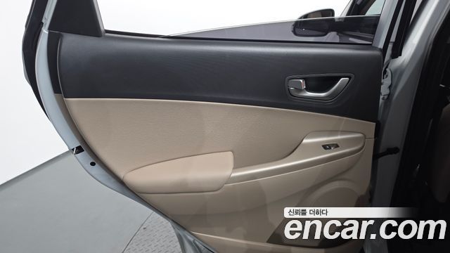 Hyundai Kona Hybrid Premium Special 2020 — фото 25
