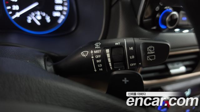 Hyundai Kona Hybrid Premium Special 2020 — фото 27