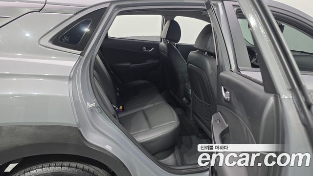 Hyundai Kona Gasoline 1.6 Turbo 2WD Smart 2023 — фото 11