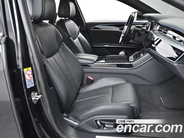 Audi A8 (D5) 55 TFSI Quattro LWB 2021 — фото 10