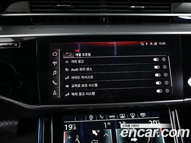 Audi A8 (D5) 55 TFSI Quattro LWB 2021 — фото 20