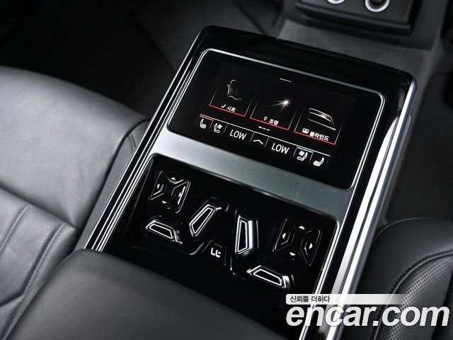 Audi A8 (D5) 55 TFSI Quattro LWB 2021 — фото 22