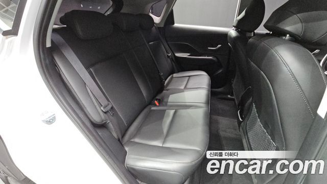 Hyundai Kona (SX2) Gasoline 1.6 Turbo 2WD Modern 2023 — фото 11