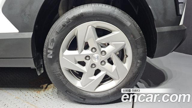 Hyundai Kona (SX2) Gasoline 1.6 Turbo 2WD Modern 2023 — фото 21