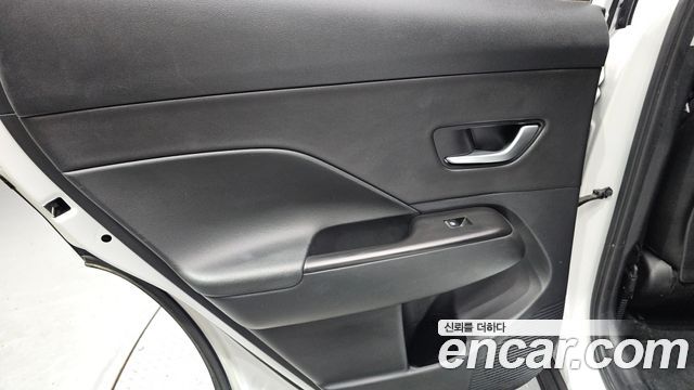 Hyundai Kona (SX2) Gasoline 1.6 Turbo 2WD Modern 2023 — фото 25