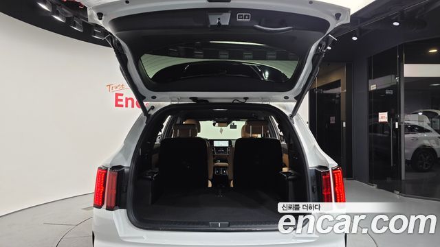 Kia Sorento (IV) Gasoline 2.5T 2WD Prestige 2023 — фото 20