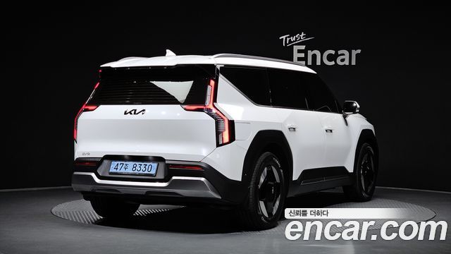 Kia EV9 Long Range 4WD Air 2024 — фото 2