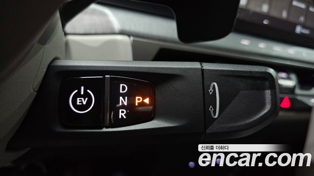 Kia EV9 Long Range 4WD Air 2024 — фото 9