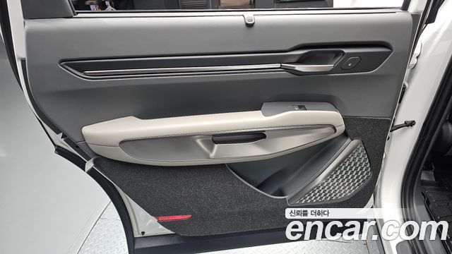 Kia EV9 Long Range 4WD Air 2024 — фото 25