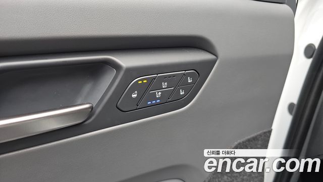 Kia EV9 Long Range 4WD Air 2024 — фото 32