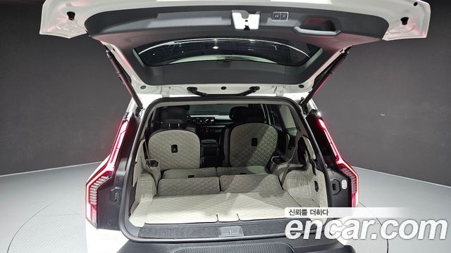 Kia EV9 Long Range 4WD Air 2024 — фото 38