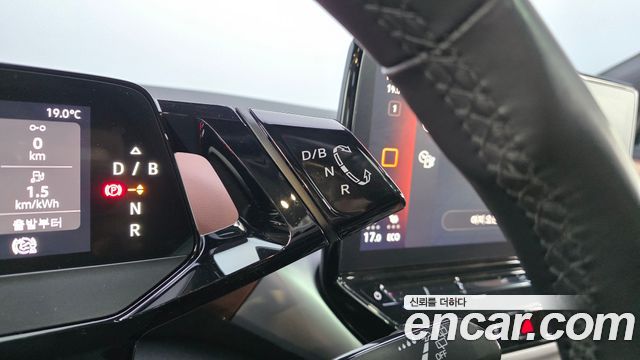 Volkswagen ID.4 Pro 2023 — фото 9