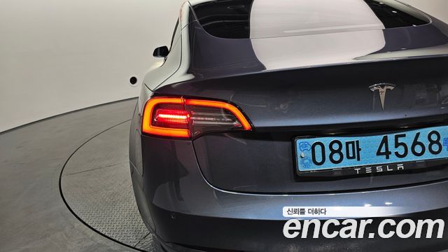 Tesla Model 3 Long Range AWD 2022 — фото 23