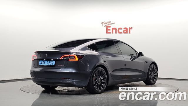 Tesla Model 3 Performance AWD 2021 — фото 2