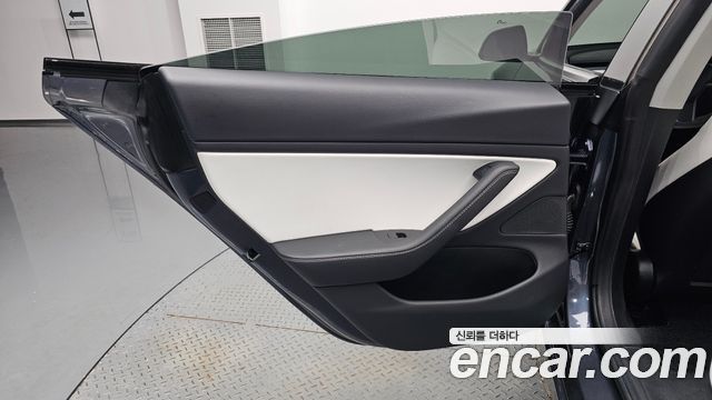 Tesla Model 3 Performance AWD 2021 — фото 25