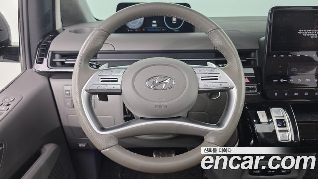 Hyundai Staria 4WD Lounge 9-Seater Inspiration 2024 — фото 15