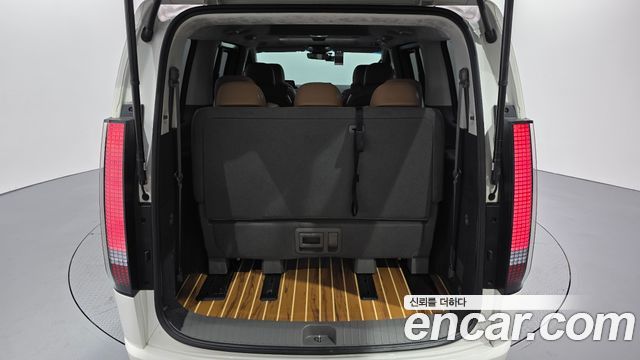 Hyundai Staria 4WD Lounge 9-Seater Inspiration 2024 — фото 28