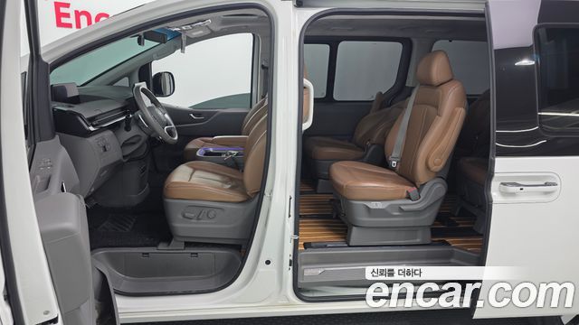 Hyundai Staria 4WD Lounge 9-Seater Inspiration 2024 — фото 29