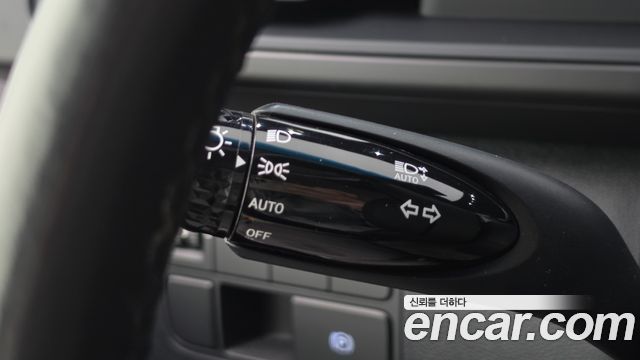 Hyundai Staria Tourer 9-Seater Modern 2023 — фото 17