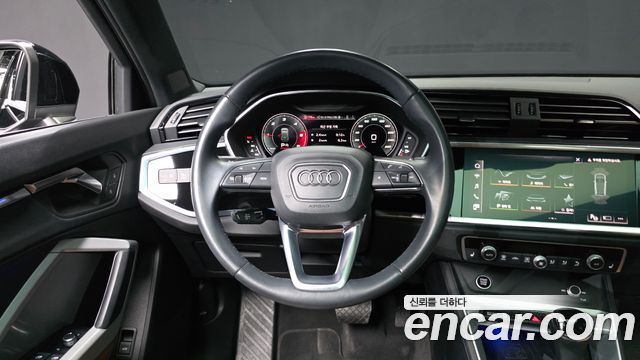 Audi Q3 (F3) 35 TDI Premium 2023 — фото 13