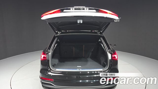 Audi Q3 (F3) 35 TDI Premium 2023 — фото 20