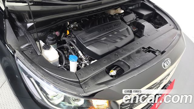Kia Carnival 9-Seater Prstige 2020 — фото 6