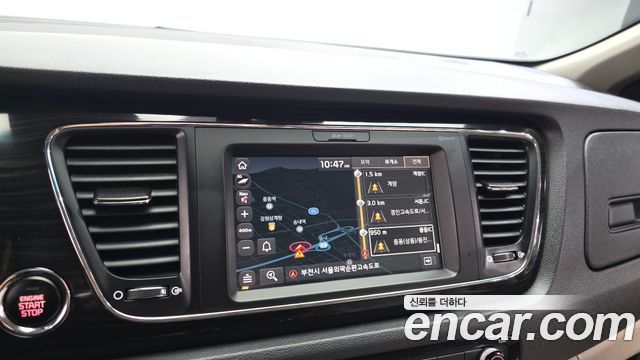 Kia Carnival 9-Seater Prstige 2020 — фото 20