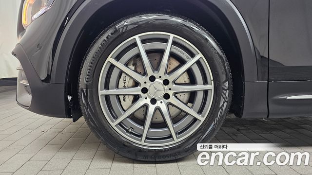 Mercedes-Benz GLB-Class (X247) AMG GLB35 4MATIC 2021 — фото 5