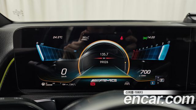 Mercedes-Benz GLB-Class (X247) AMG GLB35 4MATIC 2021 — фото 8
