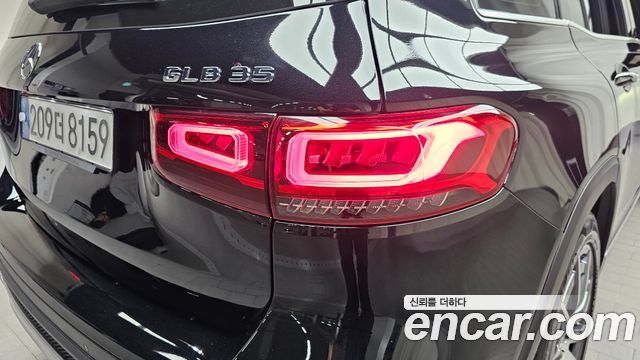 Mercedes-Benz GLB-Class (X247) AMG GLB35 4MATIC 2021 — фото 23