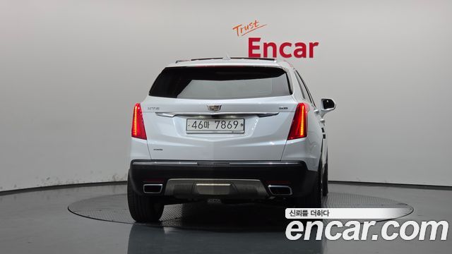 Cadillac XT5 3.6 Platinum 2019 — фото 4