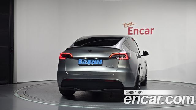 Tesla Model Y Performance AWD 2022 — фото 4