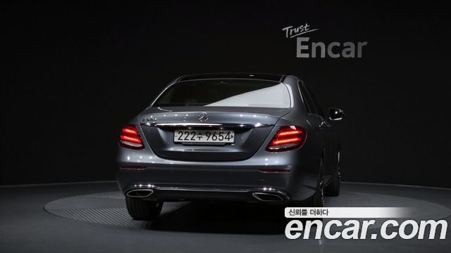 Mercedes-Benz E-Class (W213) E300 Avantgarde 2017 — фото 4